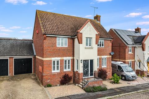 4 bedroom detached house for sale, Stanley Rise, Chelmer Village, Chelmsford
