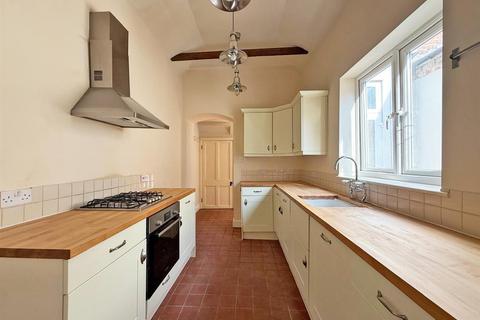 3 bedroom townhouse for sale, St Michaels Street, Shrewsbury