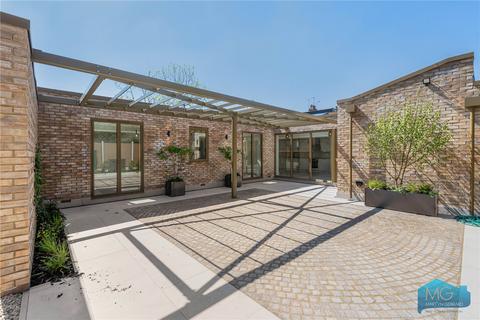 3 bedroom bungalow for sale, Bow Lane, London, N12