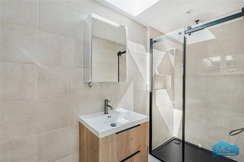 3 bedroom bungalow for sale, Bow Lane, London, N12