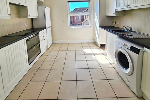 2 bedroom flat to rent, Foundry Lane, Hampshire SO15