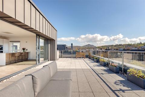 3 bedroom penthouse for sale, Shrubhill Walk, Edinburgh