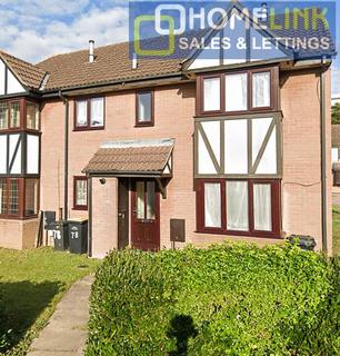 2 bed semi-detached house for rent in Queensbury Close, Bedford