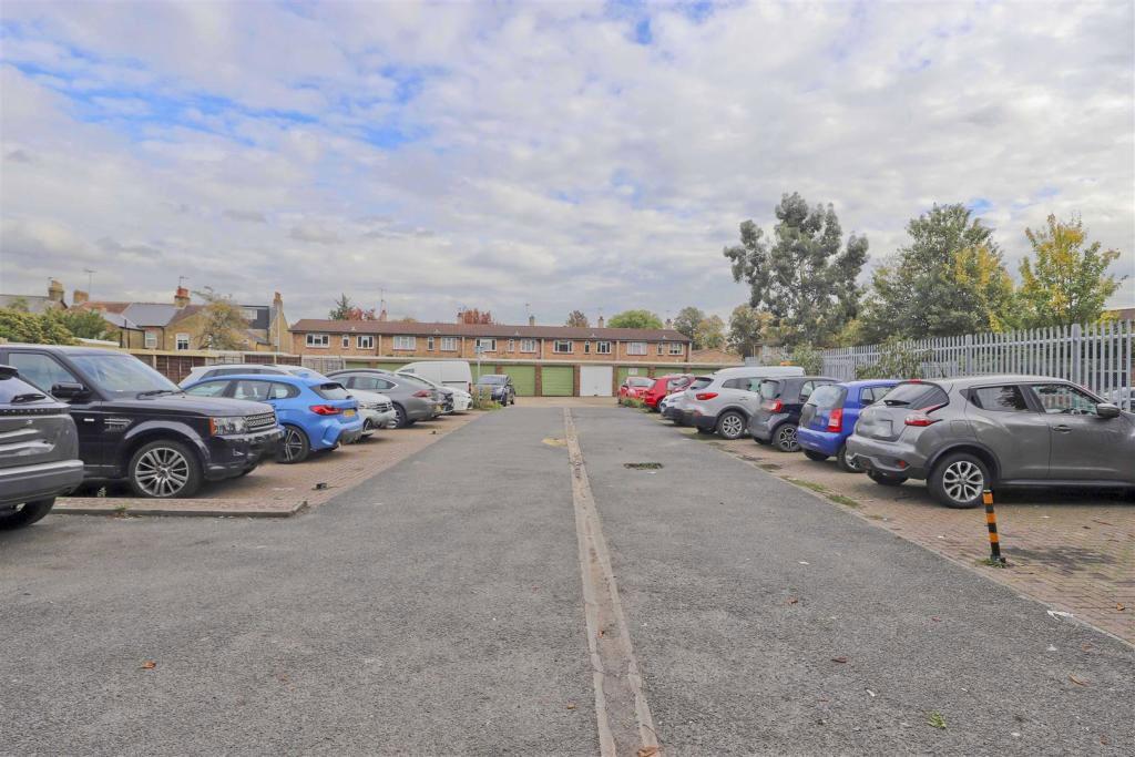 Driveway view, off-street parking