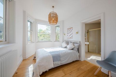 3 bedroom detached house for sale, Eton College Road, London