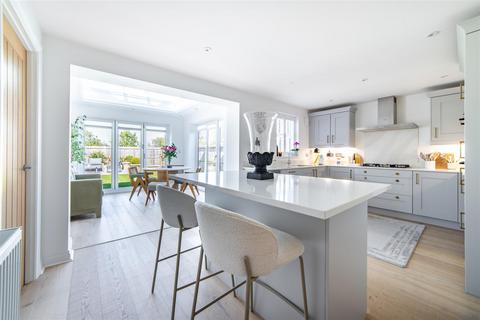 4 bedroom detached house for sale, Barony Grove, Newcastle Upon Tyne NE20