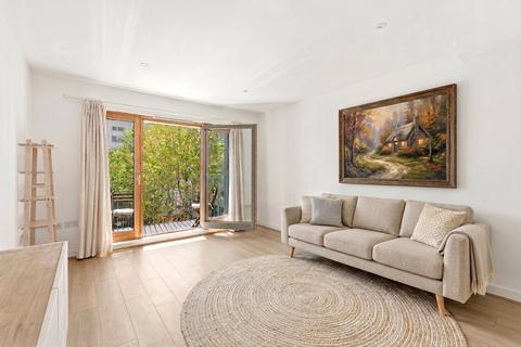 2 bedroom apartment to rent, Kingsland Road, London, E2