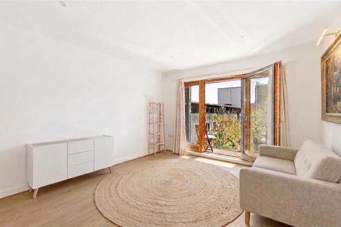 2 bedroom apartment to rent, Kingsland Road, London, E2