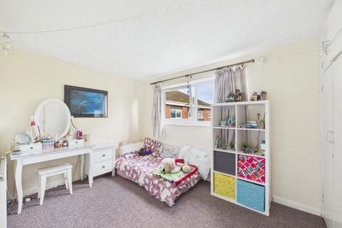 2 bedroom block of apartments for sale, Redlands Lane, Fareham, Hampshire, PO16 0UQ