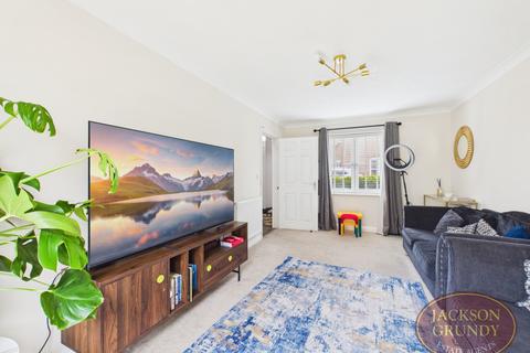 4 bedroom detached house for sale, Snowshill Close, Middlemore, NN11 8AA