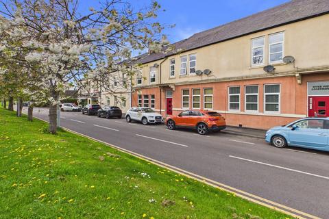 3 bedroom flat for sale, River View, Blackhall Mill, NE17