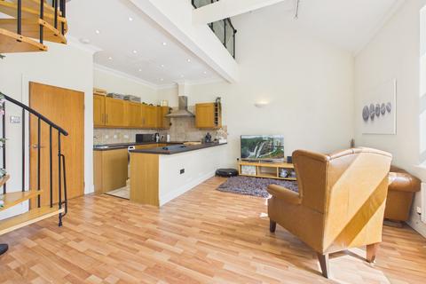 3 bedroom flat for sale, River View, Blackhall Mill, NE17
