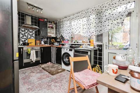 3 bedroom terraced house for sale, Simmons Drive, Quinton, Birmingham