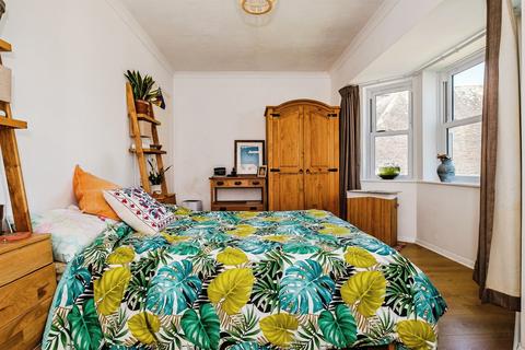 1 bedroom flat for sale, St. Michaels Road, Sussex, Worthing
