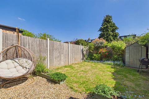 1 bedroom flat for sale, Fotheringham Road, Enfield