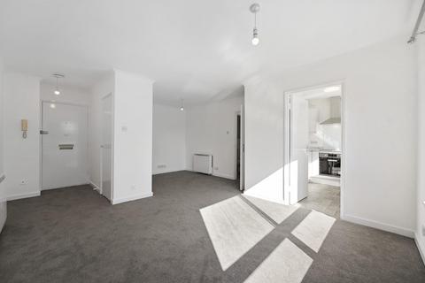 Studio for sale, Kent Avenue, Ealing