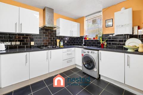 1 bedroom flat for sale, Battenberg Walk, London SE19