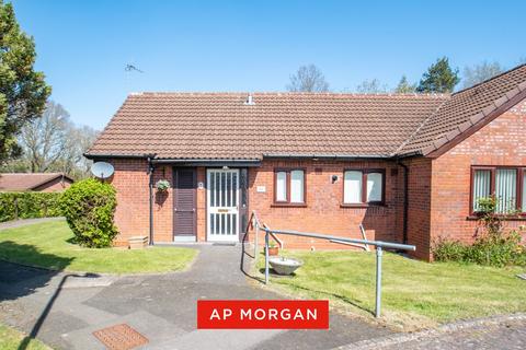2 bedroom bungalow for sale, Plymouth Close, Redditch, Worcestershire, B97