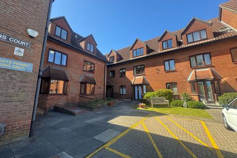 1 bedroom retirement property for sale, Chelmsford Road, Shenfield, Brentwood