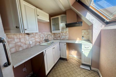 1 bedroom retirement property for sale, Chelmsford Road, Shenfield, Brentwood