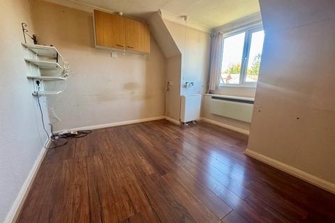 1 bedroom retirement property for sale, Chelmsford Road, Shenfield, Brentwood