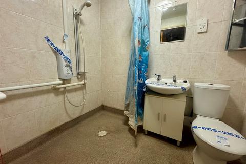 1 bedroom retirement property for sale, Chelmsford Road, Shenfield, Brentwood