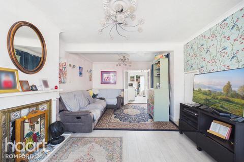Linley Crescent, Romford