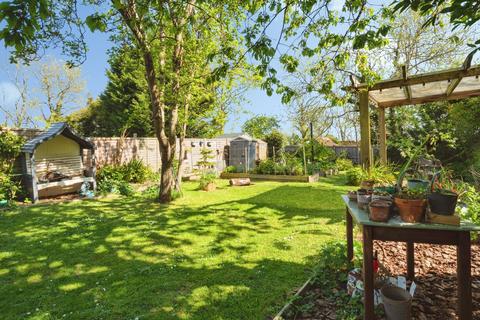 3 bedroom end of terrace house for sale, Johns Cross Road, Robertsbridge, East Sussex, TN32