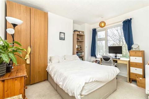 undefined, Barriedale, London SE14