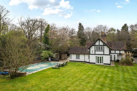 5 bedroom detached house for sale, Egypt Lane, Farnham Common