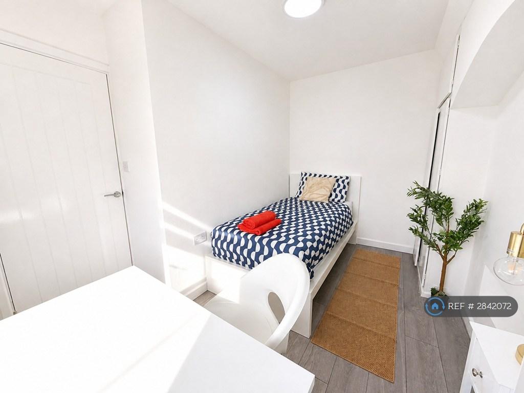House in London - View 3