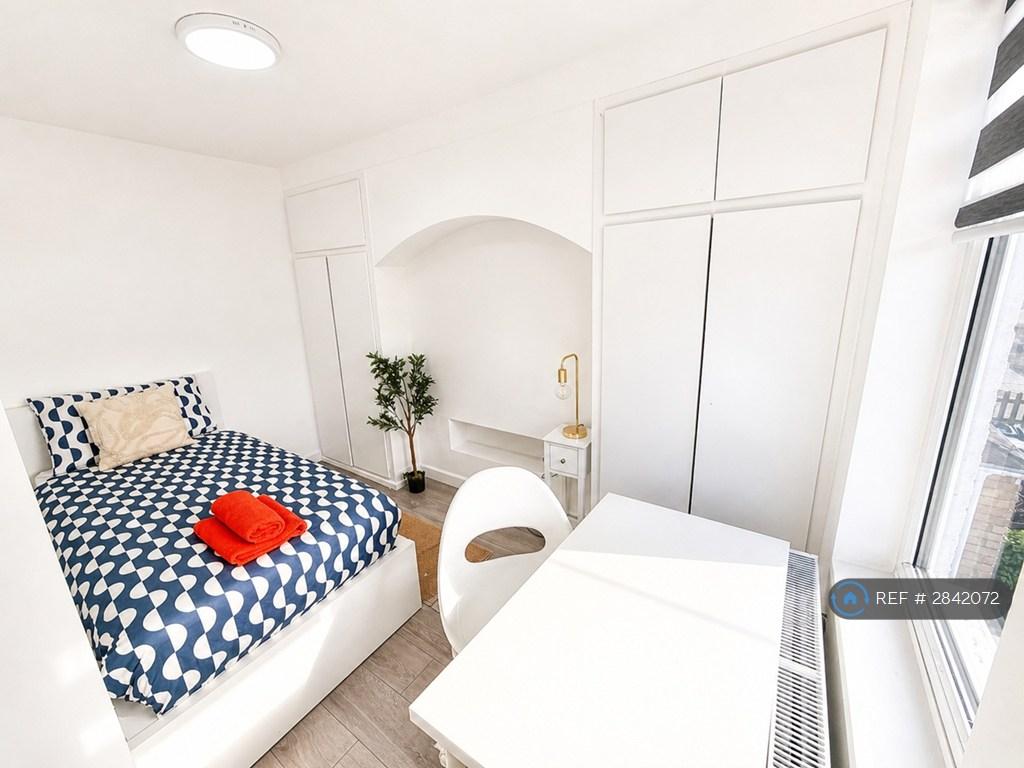 House in London - View 4