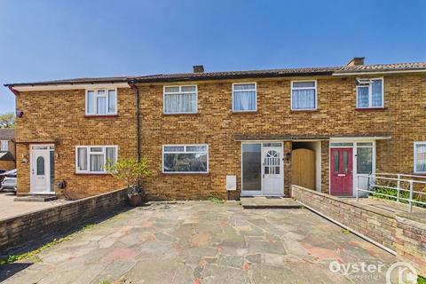 4 bedroom terraced house for sale, Meadfield, Edgware, HA8