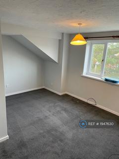 2 bedroom flat to rent, Foxdale Drive, Brierley Hill, DY5