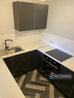 2 bedroom flat to rent, Foxdale Drive, Brierley Hill, DY5