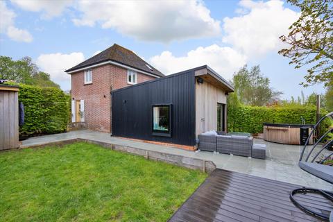 2 bedroom barn conversion for sale, Bedgebury Road, Goudhurst, Cranbrook, Kent TN17