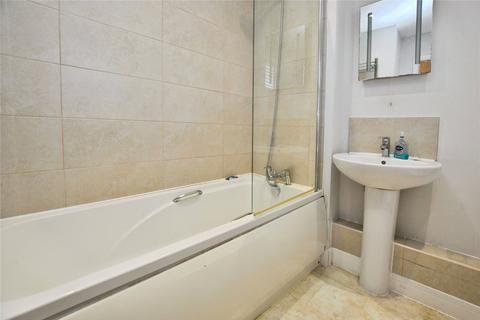 2 bedroom apartment to rent, 346a Baddow Road, Chelmsford, Essex, CM2