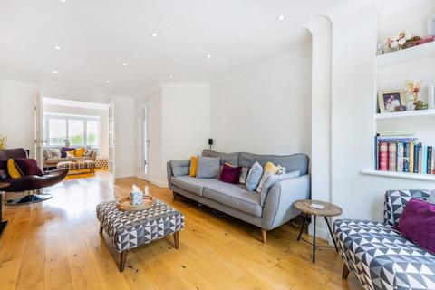 4 bedroom detached house to rent, 9 LAMBLY HILL VIRGINIA WATER SURREY