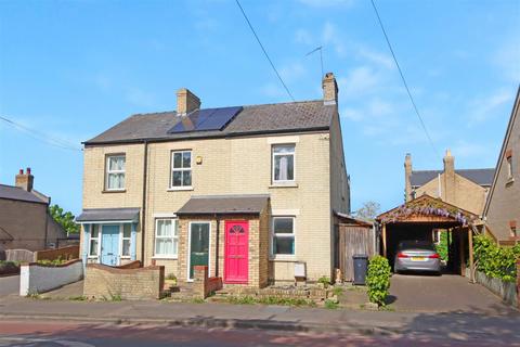 End of terrace house - High Street, Cambridge CB1