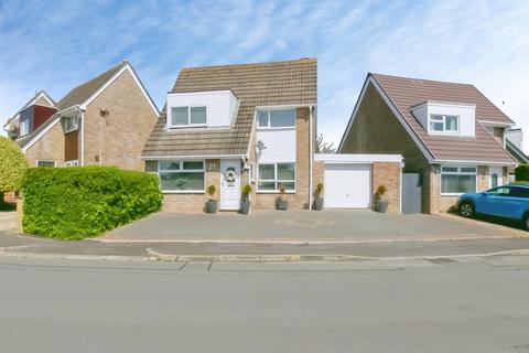 3 bedroom detached house for sale, Cardigan Crescent, Boverton, Llantwit Major