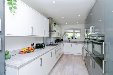 3 bedroom detached house for sale, Cardigan Crescent, Boverton, Llantwit Major