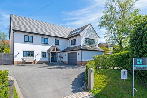 Detached house - Delph Lane, Daresbury, WA4