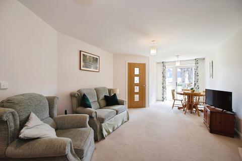 1 bedroom flat for sale, St. Marys Road, Hayling Island, Hampshire, PO11