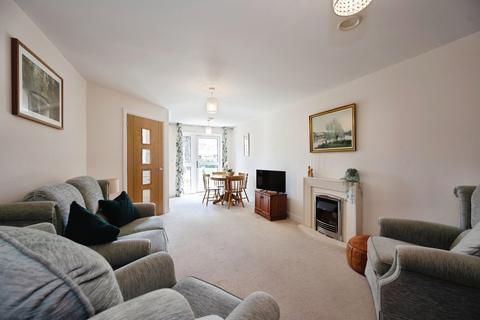 1 bedroom flat for sale, St. Marys Road, Hayling Island, Hampshire, PO11