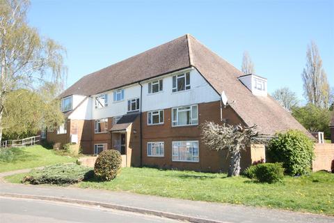 CRESSAL MEAD, LEATHERHEAD, KT22