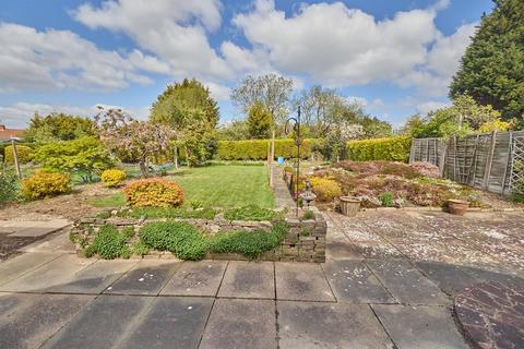 2 bedroom detached bungalow for sale, King Richard Road, Hinckley