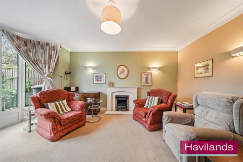 4 bedroom house for sale, Church Hill, London