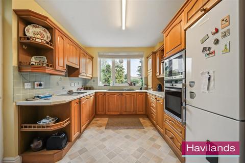 4 bedroom house for sale, Church Hill, London