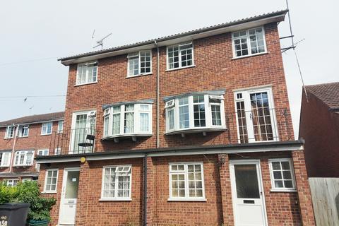 1 bedroom in a house share to rent, Kings Road, Chelmsford, CM1