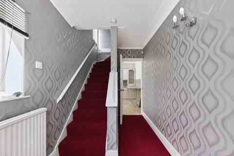 3 bedroom semi-detached house for sale, Verity View, West Yorkshire LS9